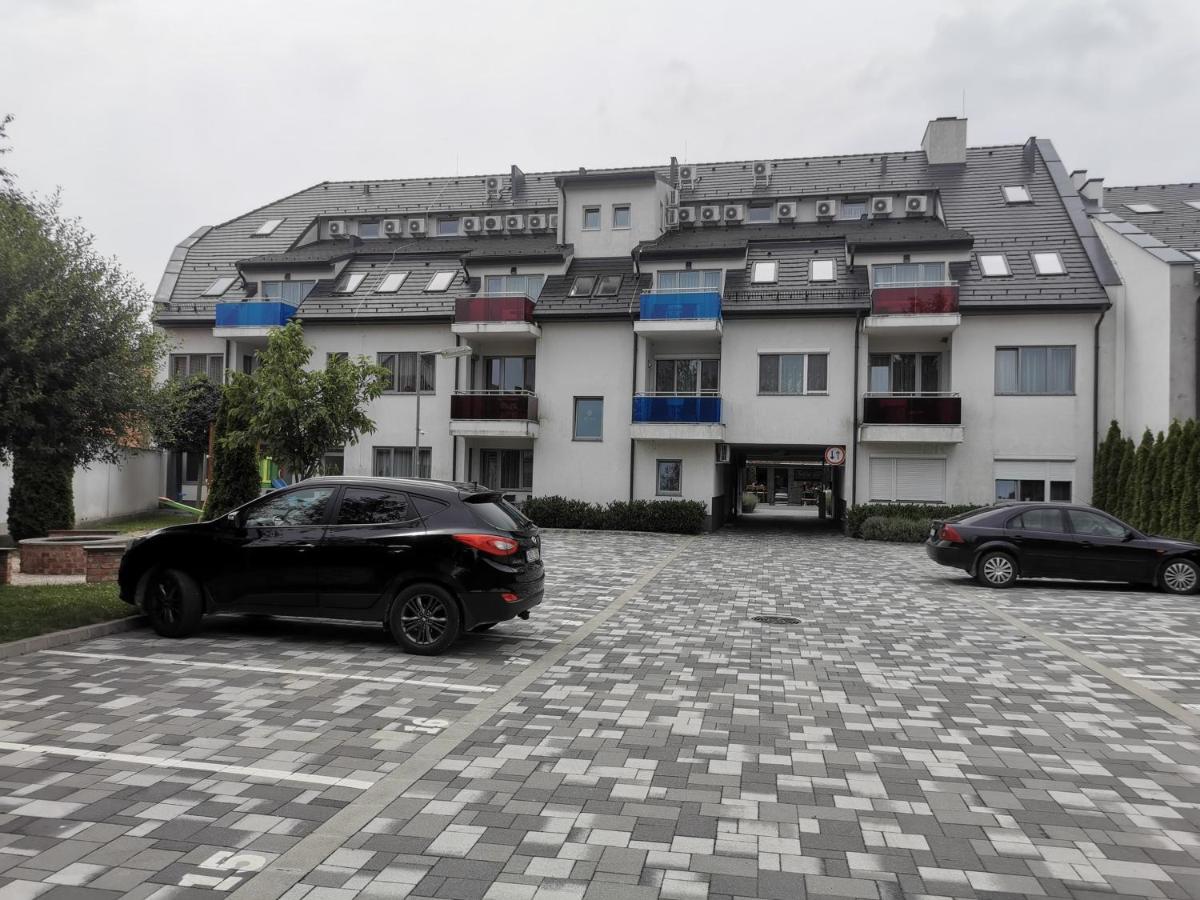 Szabo Lux Apartman Sárvár 외부 사진